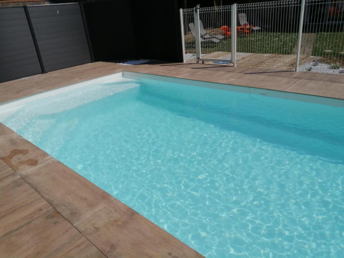 Bed and Breakfast Les Tourterelles Chabournay Exterior foto